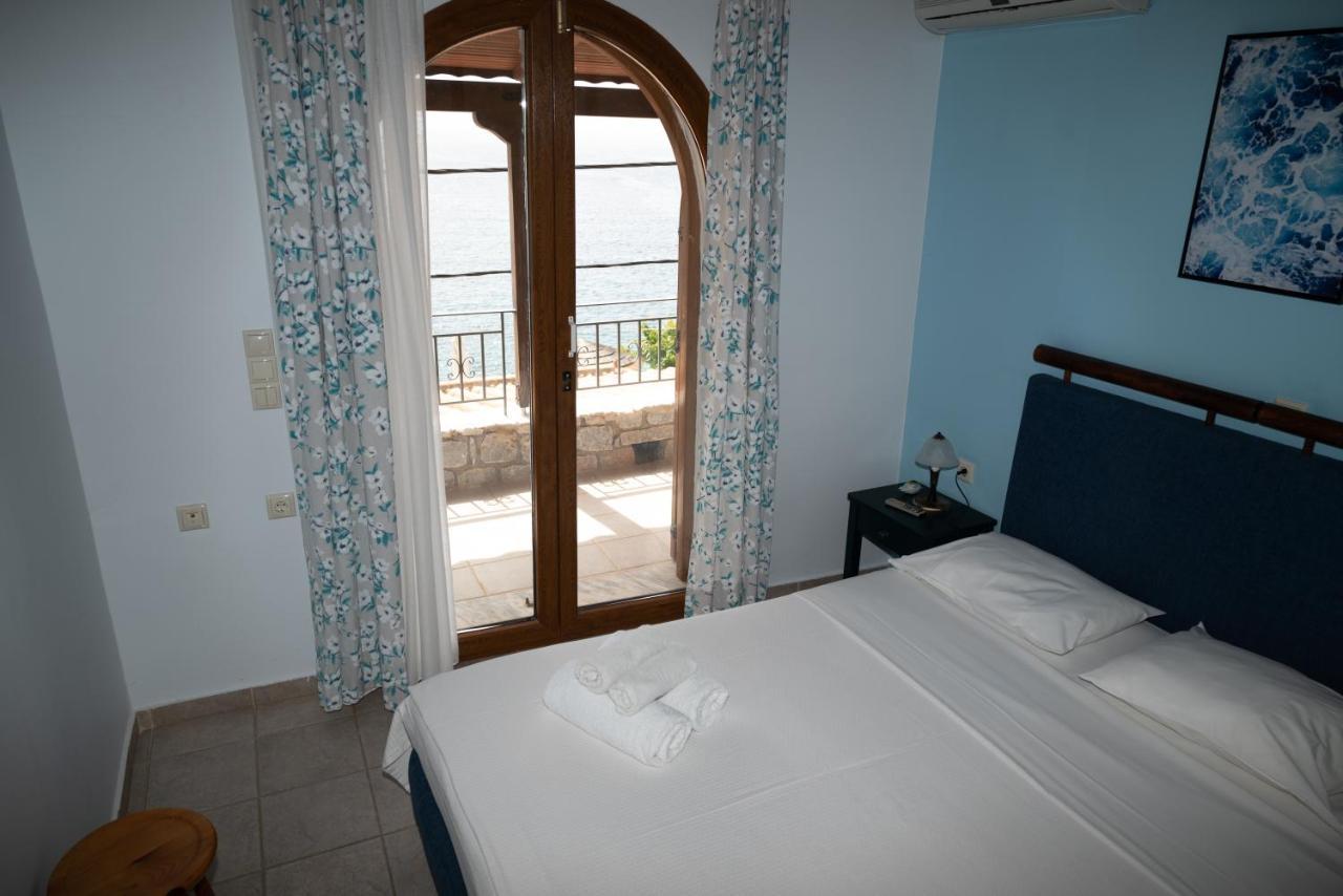 Sophia Limeni Apartments And Studios Экстерьер фото