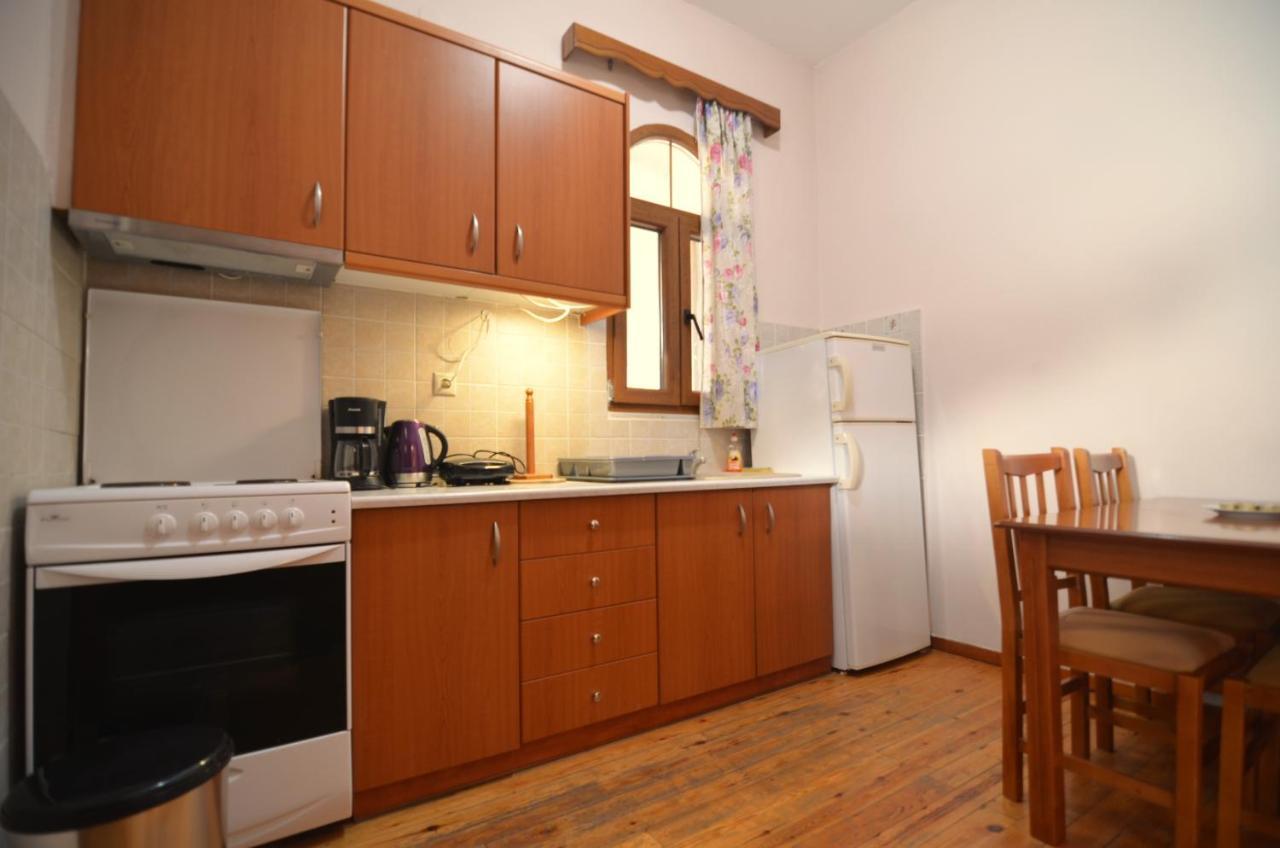 Sophia Limeni Apartments And Studios Экстерьер фото